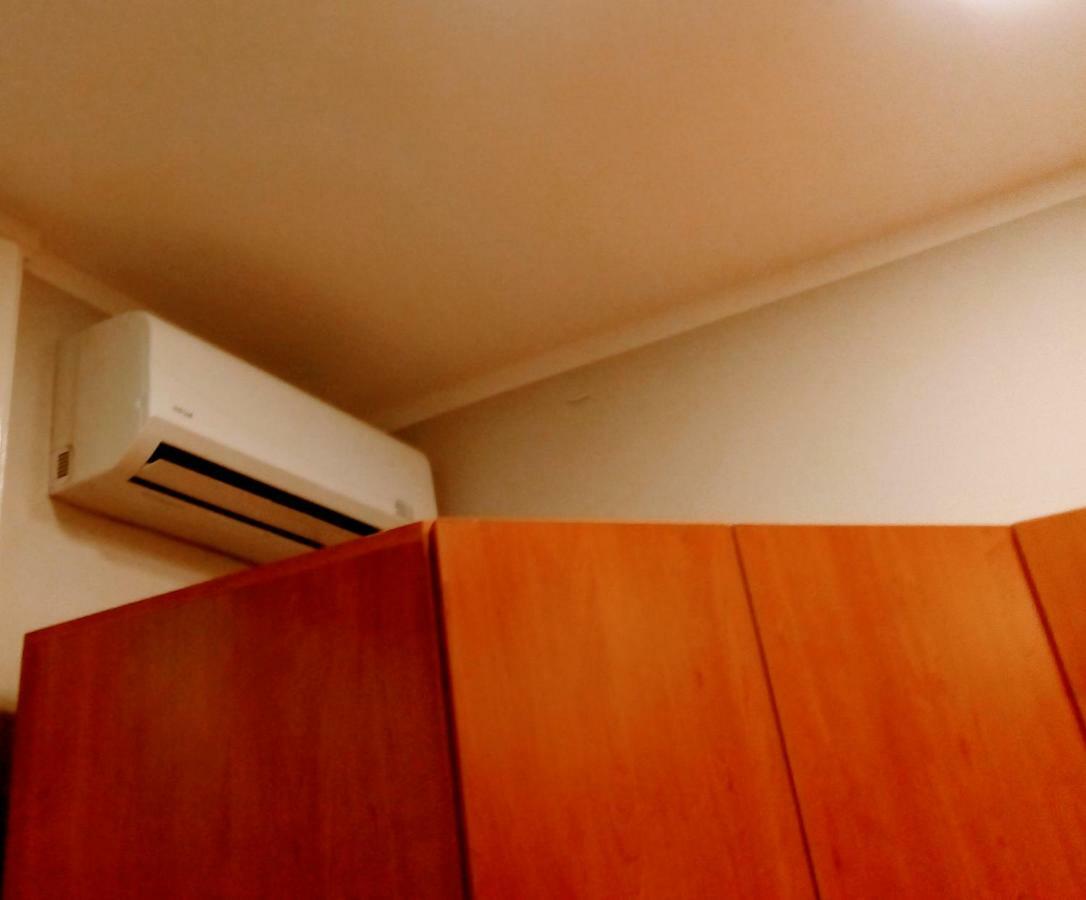 Downtown Apartment In Walk Zone With 3 Bedrooms And Garage Novi Sad Luaran gambar