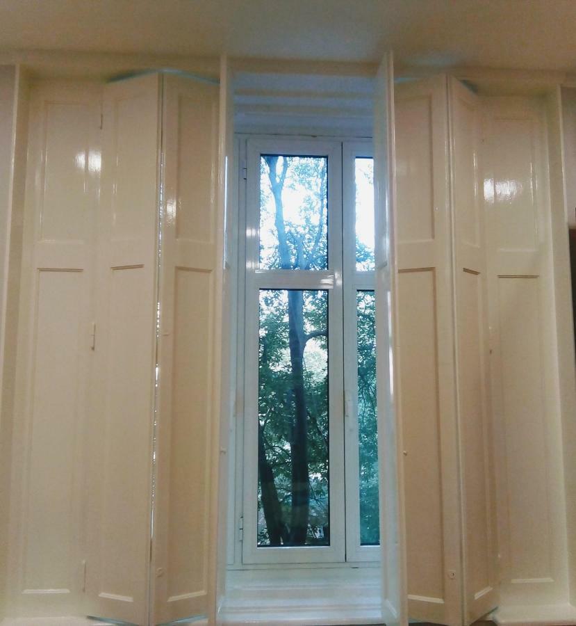 Downtown Apartment In Walk Zone With 3 Bedrooms And Garage Novi Sad Luaran gambar